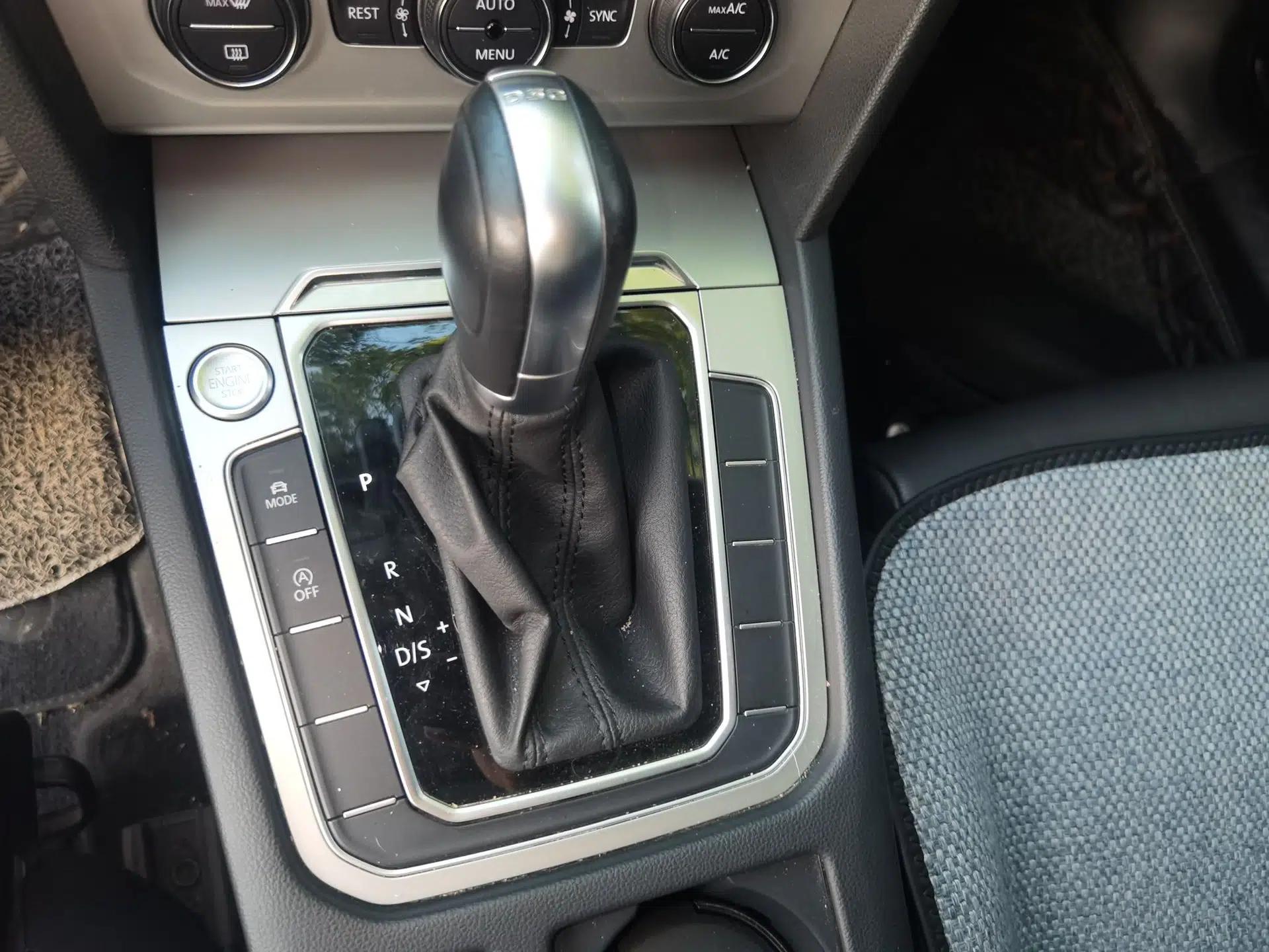 Used Volkswagen Variant 2017 380TSI Two-Wheel Drive Comfort Edition — миниатюра 14