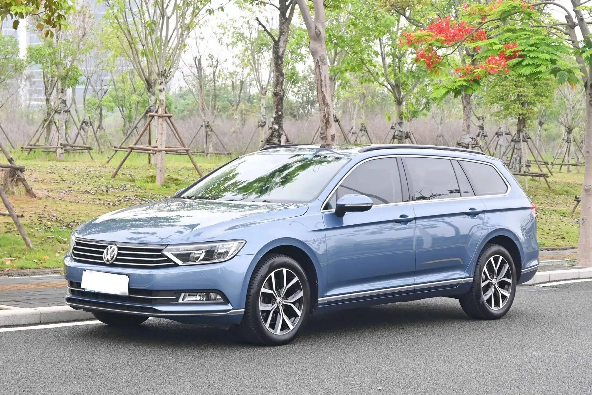 Used Volkswagen Variant 2018 380TSI Two-Wheel Drive Comfort Edition — миниатюра 1