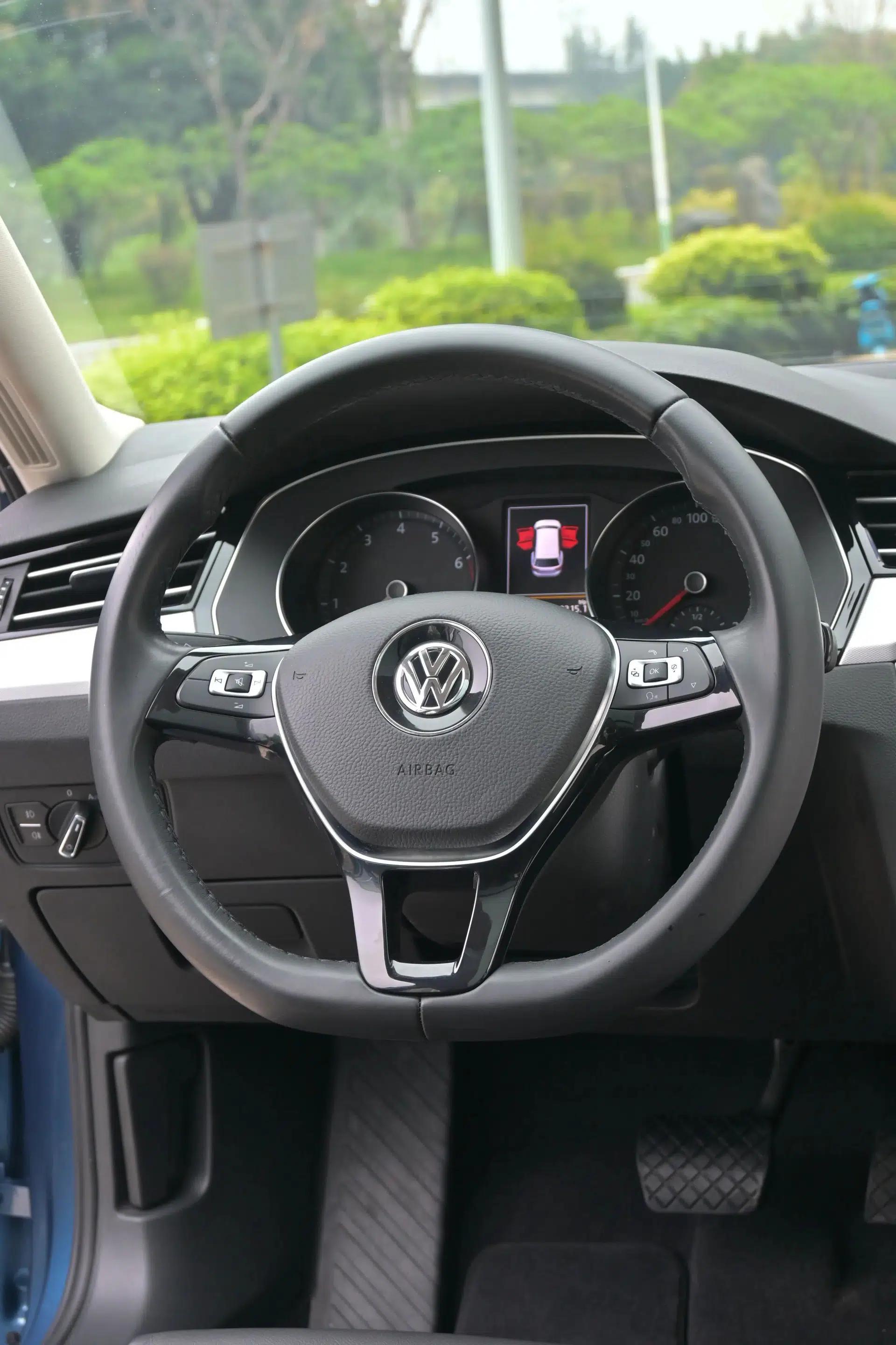 Used Volkswagen Variant 2018 380TSI Two-Wheel Drive Comfort Edition — миниатюра 11