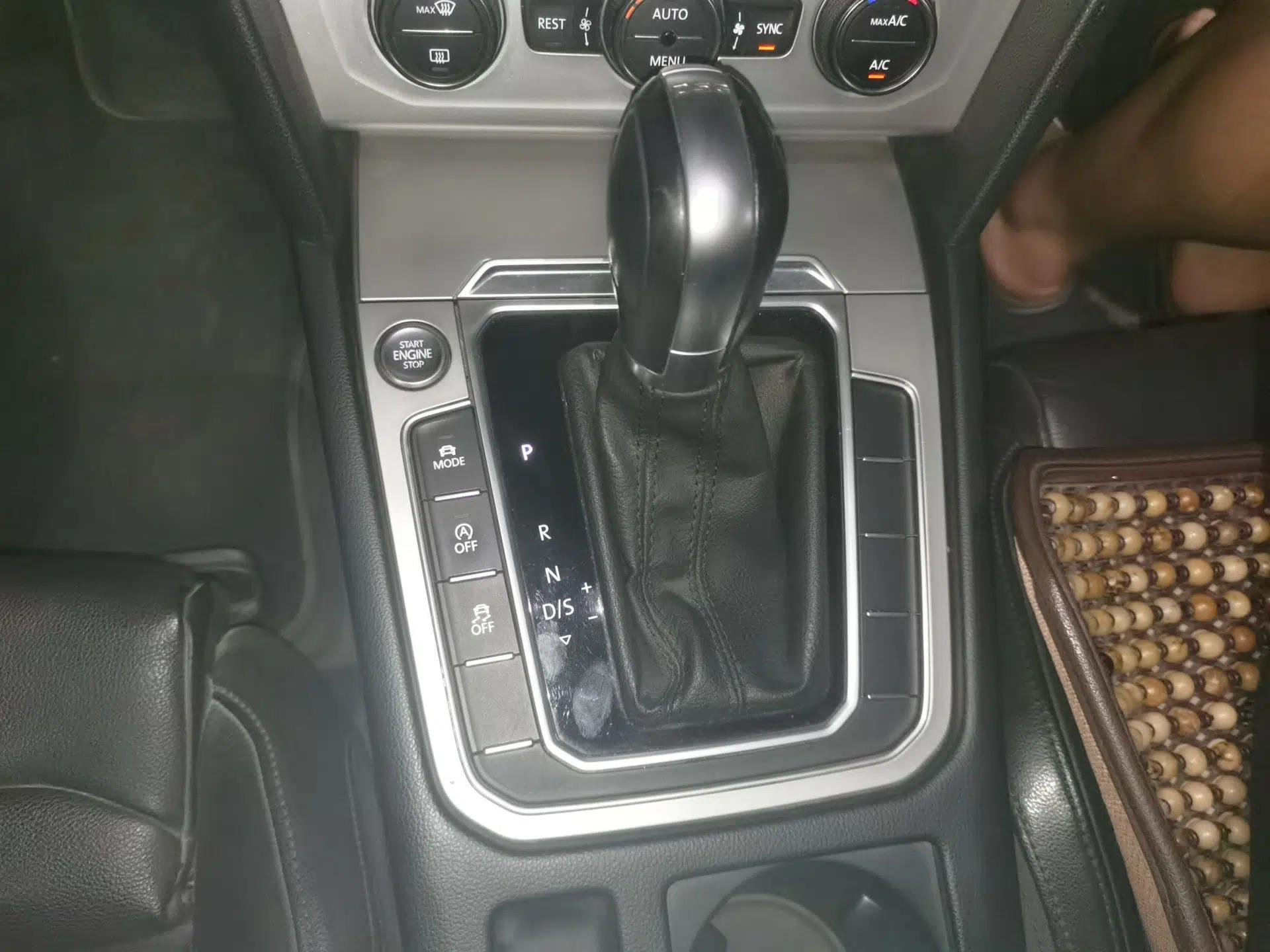 Used Volkswagen Variant 2017 380TSI Two-Wheel Drive Comfort Edition — миниатюра 14