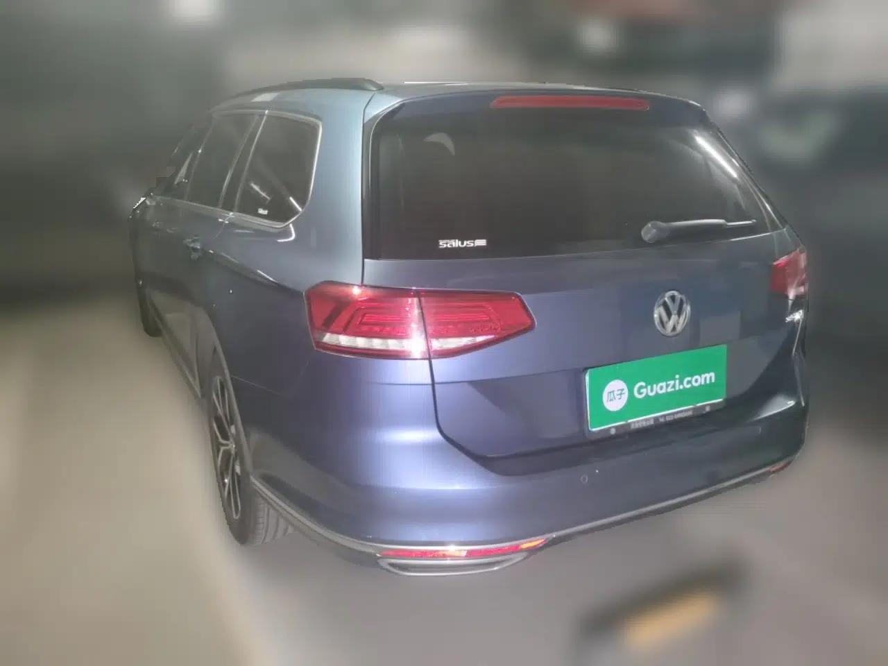 Used Volkswagen Variant 2017 380TSI Two-Wheel Drive Comfort Edition — миниатюра 4