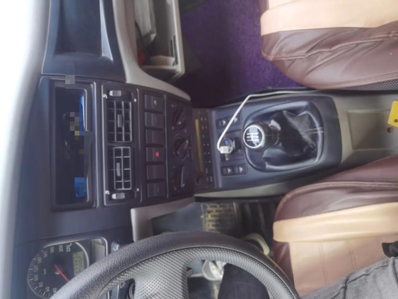 Used Volkswagen Santana Vista 2008 1.8L Manual Sishang Model — миниатюра 13
