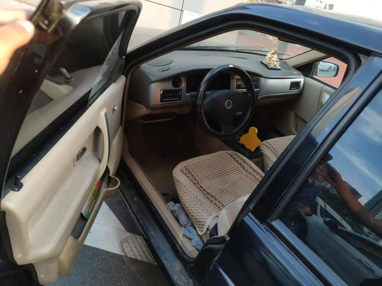 Used Volkswagen Santana Vista 2008 1.8L Manual Comfort Edition — миниатюра 16