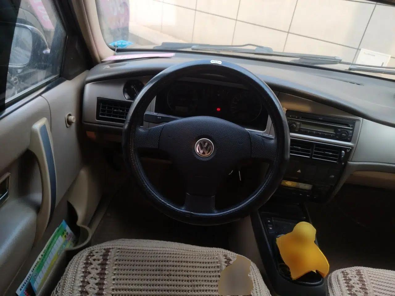 Used Volkswagen Santana Vista 2008 1.8L Manual Comfort Edition — миниатюра 10