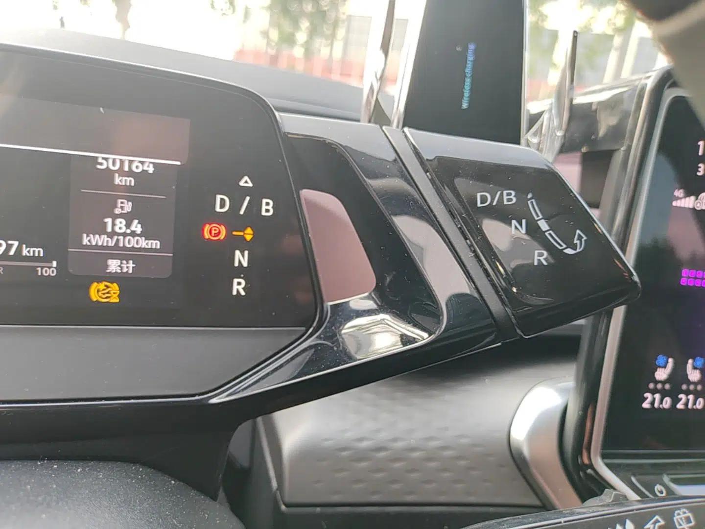 Used Volkswagen ID.6 X 2023 Ultra-Intelligent Long-Range Version — миниатюра 16