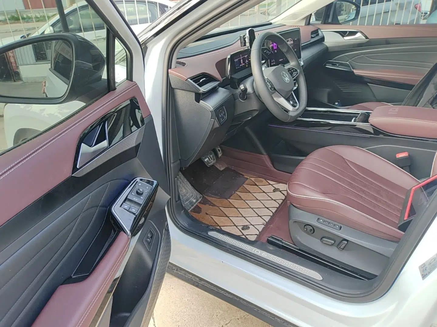 Used Volkswagen ID.6 X 2023 Ultra-Intelligent Long-Range Version — миниатюра 18