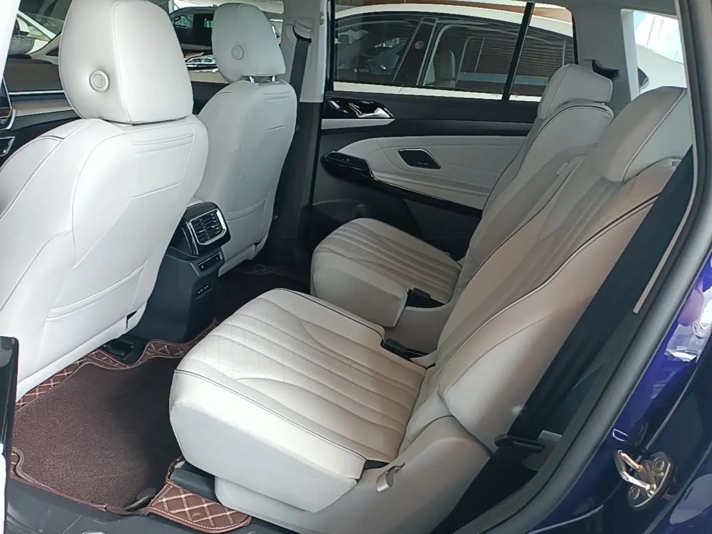 Used Volkswagen ID.6 X 2021 Prime Kinergy Four-Wheel Drive Edition — миниатюра 25
