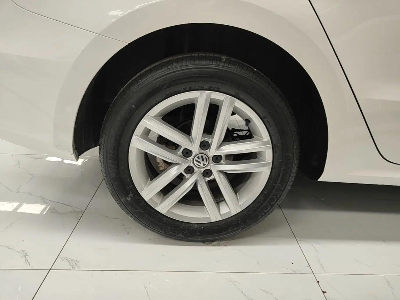 Used Volkswagen Gran Lavida 2017 230TSI DSG Comfort Edition — миниатюра 11