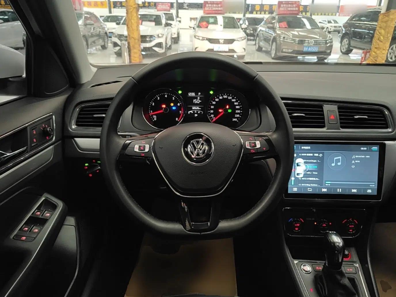 Used Volkswagen Gran Lavida 2017 230TSI DSG Comfort Edition — миниатюра 13