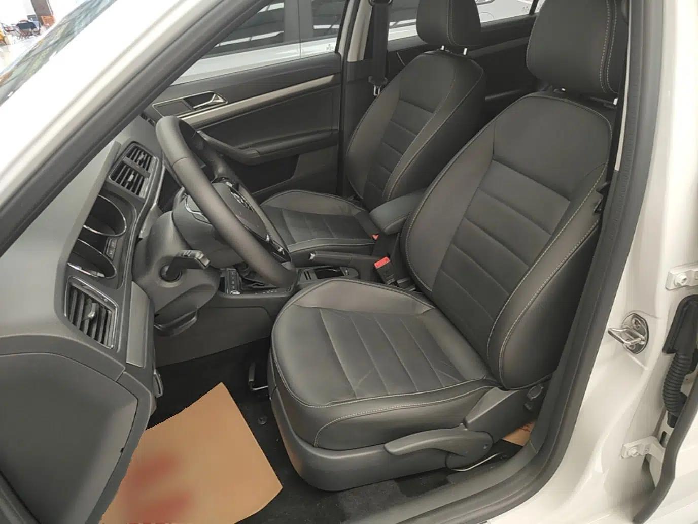 Used Volkswagen Gran Lavida 2017 230TSI DSG Comfort Edition — миниатюра 17