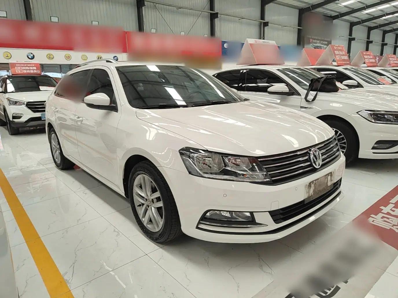 Used Volkswagen Gran Lavida 2017 230TSI DSG Comfort Edition — миниатюра 3