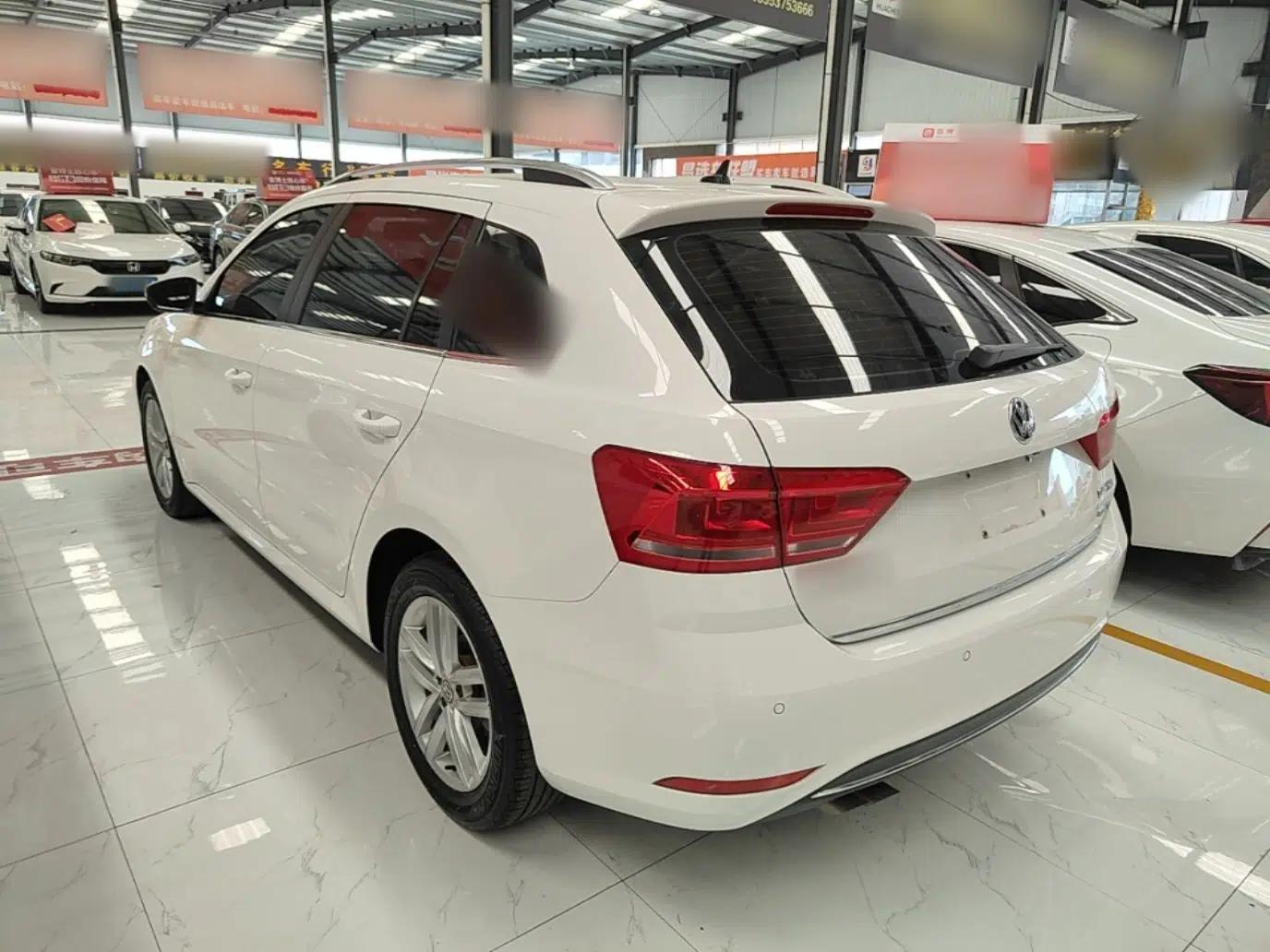 Used Volkswagen Gran Lavida 2017 230TSI DSG Comfort Edition — миниатюра 4