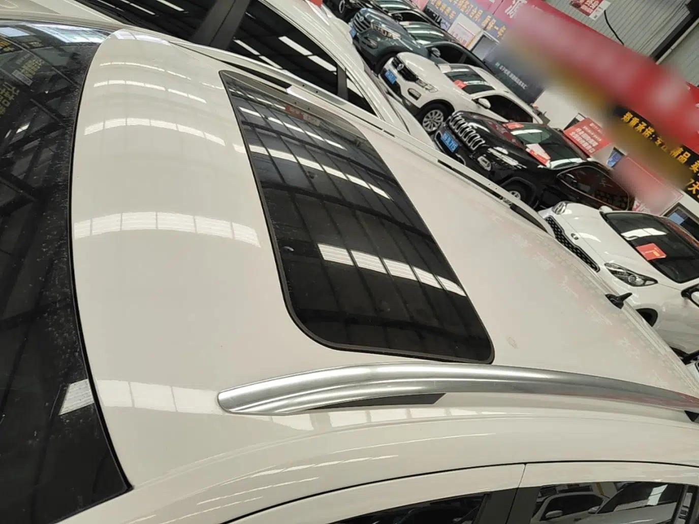 Used Volkswagen Gran Lavida 2017 230TSI DSG Comfort Edition — миниатюра 7