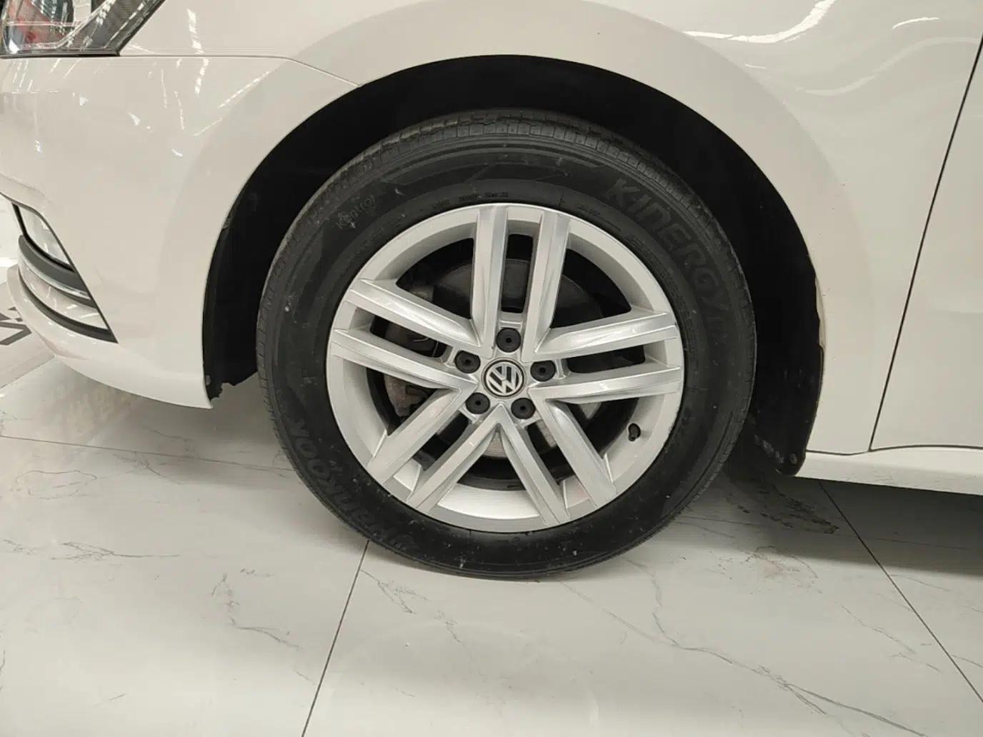 Used Volkswagen Gran Lavida 2017 230TSI DSG Comfort Edition — миниатюра 10