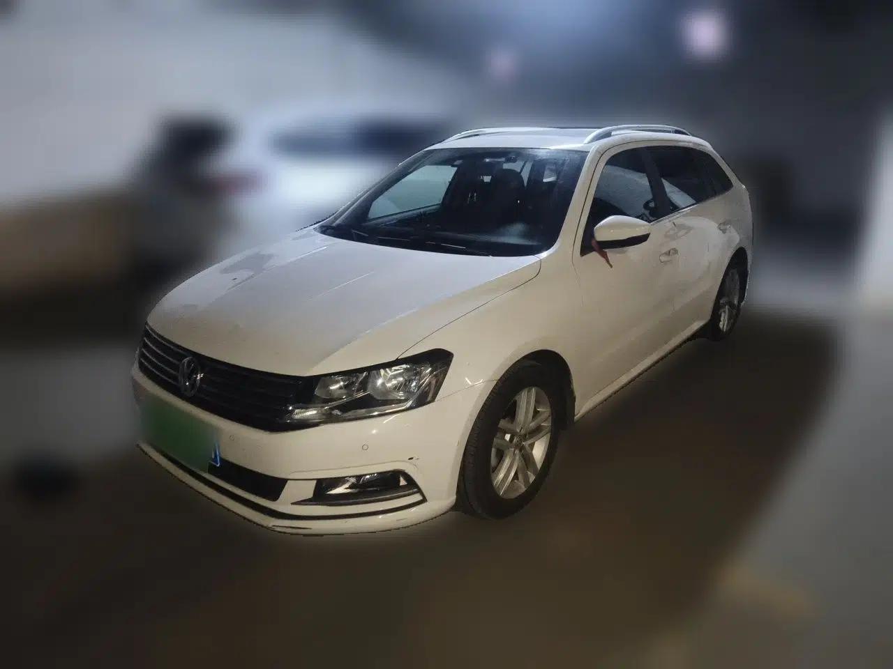 Used Volkswagen Gran Lavida 2017 180TSI DSG Comfort Edition — миниатюра 1