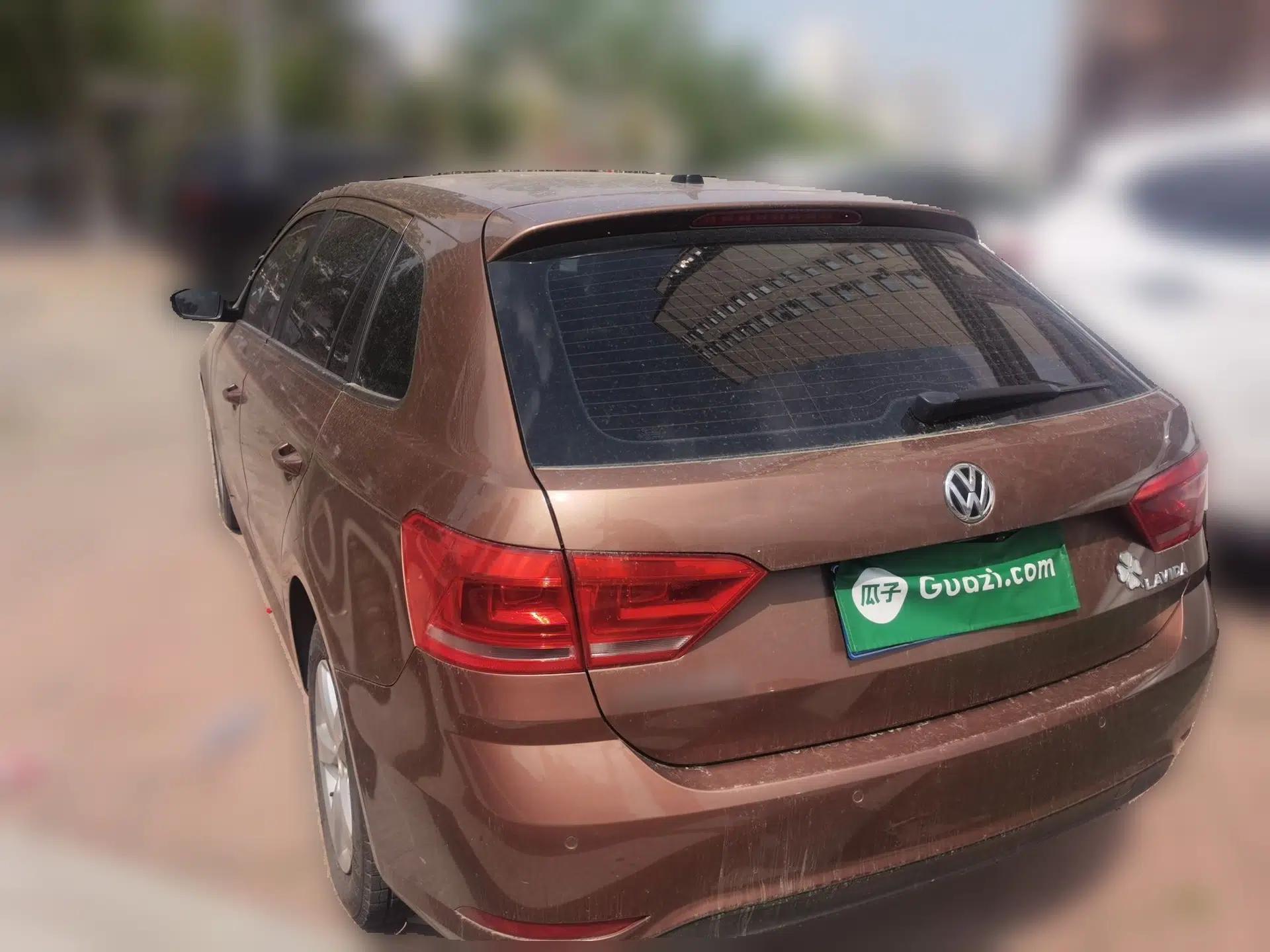 Used Volkswagen Gran Lavida 2015 1.6L Manual Fashion Edition — миниатюра 4