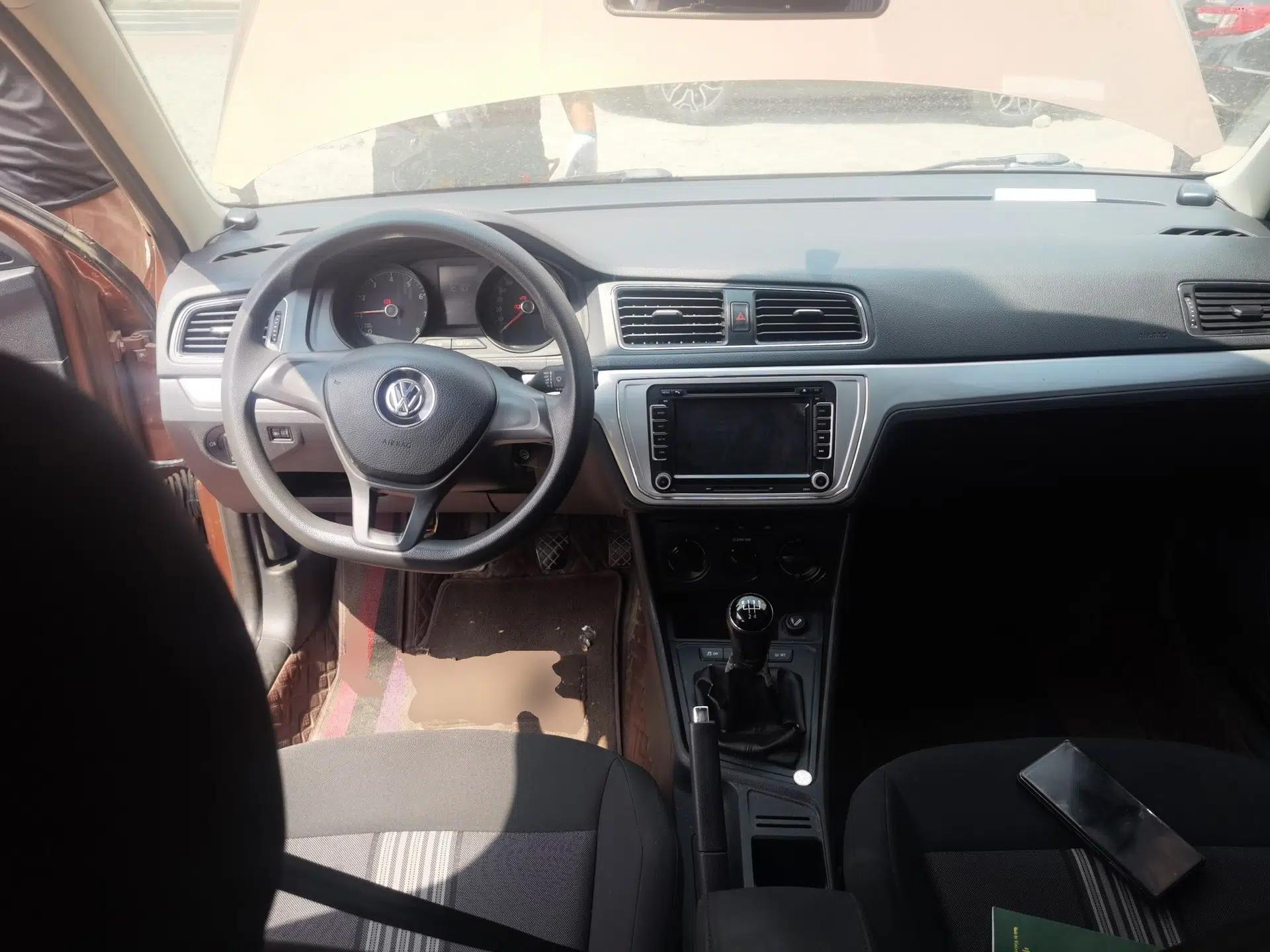 Used Volkswagen Gran Lavida 2015 1.6L Manual Fashion Edition — миниатюра 9