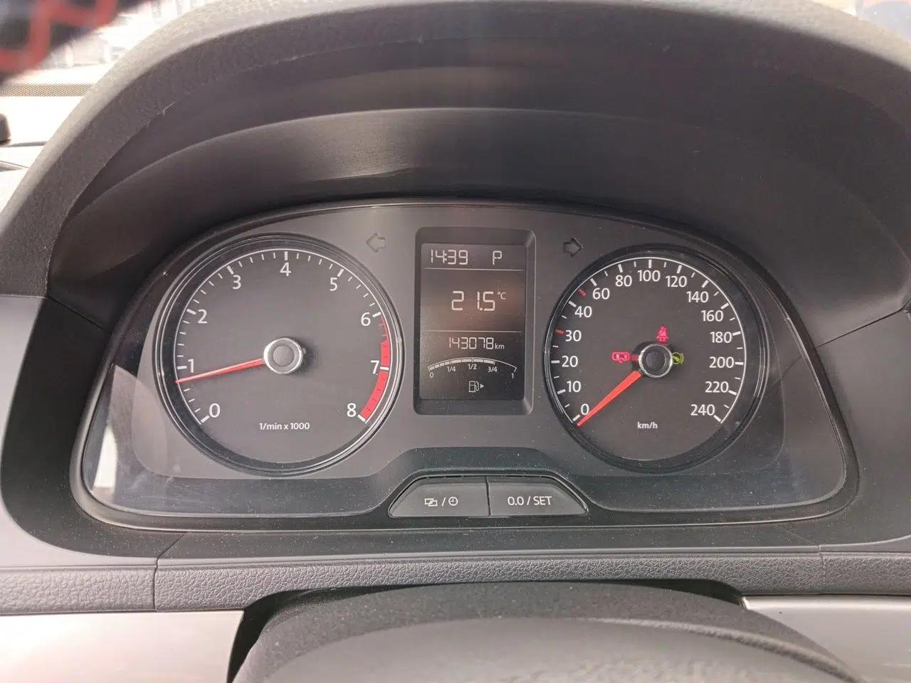 Used Volkswagen Gran Lavida 2013 1.6L Automatic Fashion Model — миниатюра 11