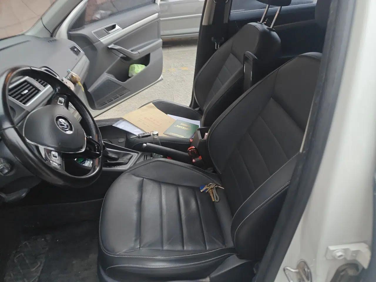 Used Volkswagen Gran Lavida 2017 1.6L Automatic Comfort Edition — миниатюра 15
