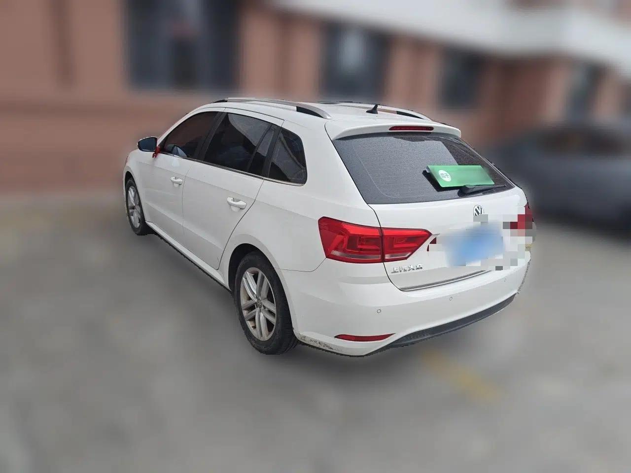 Used Volkswagen Gran Lavida 2017 1.6L Automatic Comfort Edition — миниатюра 4