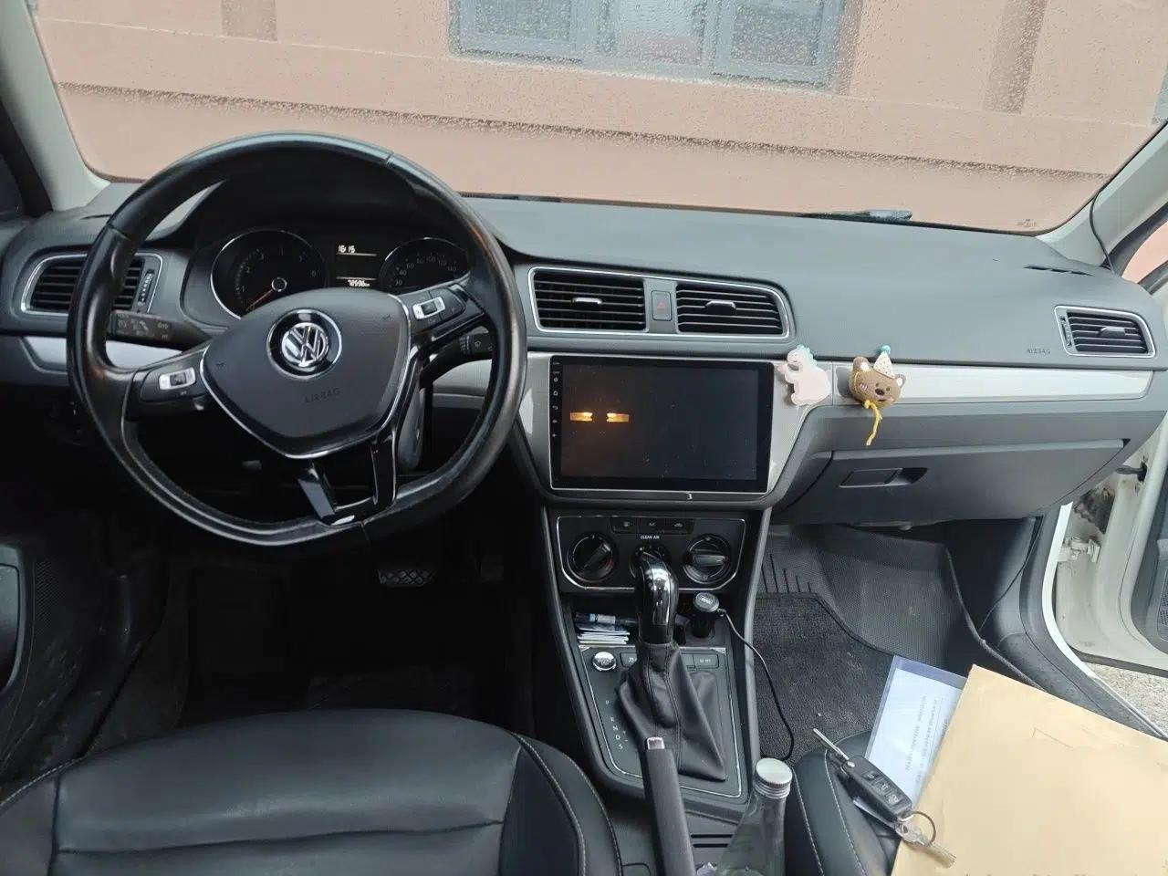 Used Volkswagen Gran Lavida 2017 1.6L Automatic Comfort Edition — миниатюра 9