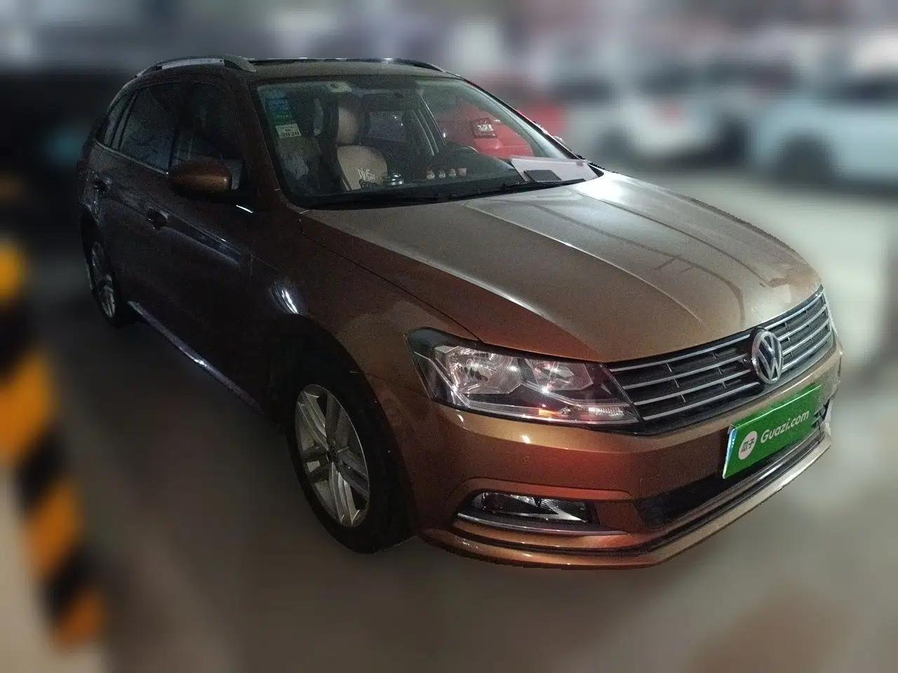 Used Volkswagen Gran Lavida 2015 1.6L Automatic Comfort Edition — миниатюра 3