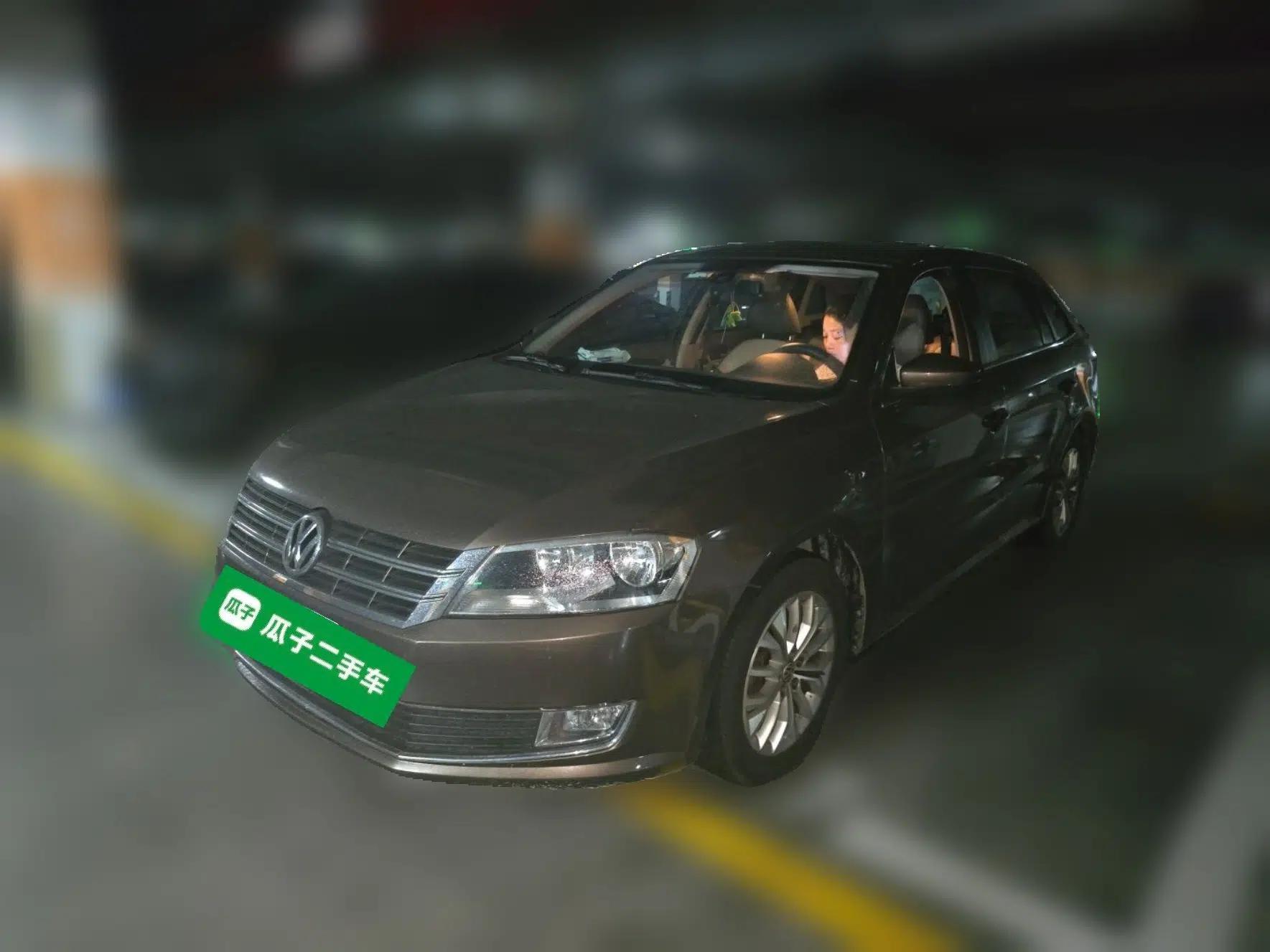 Used Volkswagen Gran Lavida 2013 1.4 TSI Automatic Luxury Model — миниатюра 1
