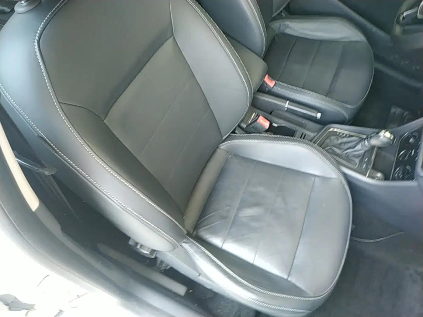 Used Volkswagen Gran Lavida 2015 1.6L Automatic Comfort Edition — миниатюра 24