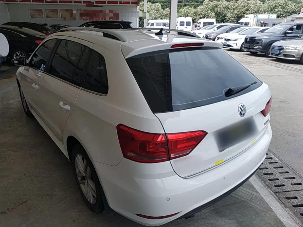 Used Volkswagen Gran Lavida 2015 1.6L Automatic Comfort Edition — миниатюра 4