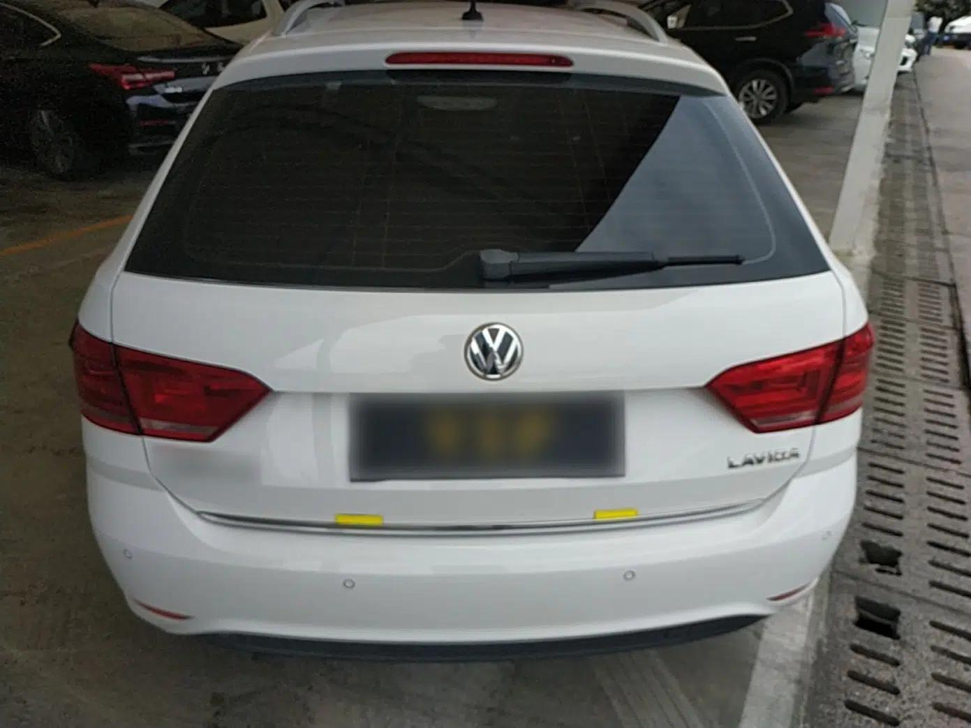 Used Volkswagen Gran Lavida 2015 1.6L Automatic Comfort Edition — миниатюра 5