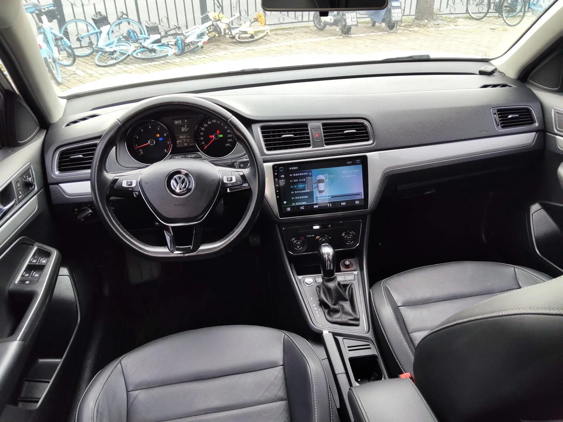 Used Volkswagen Gran Lavida 2017 230TSI DSG Comfort Edition — миниатюра 12