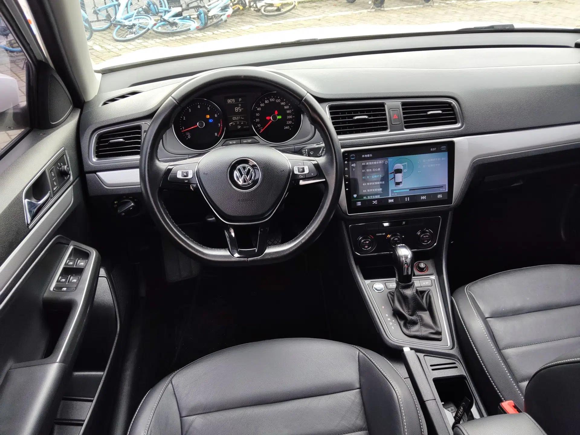 Used Volkswagen Gran Lavida 2017 230TSI DSG Comfort Edition — миниатюра 13