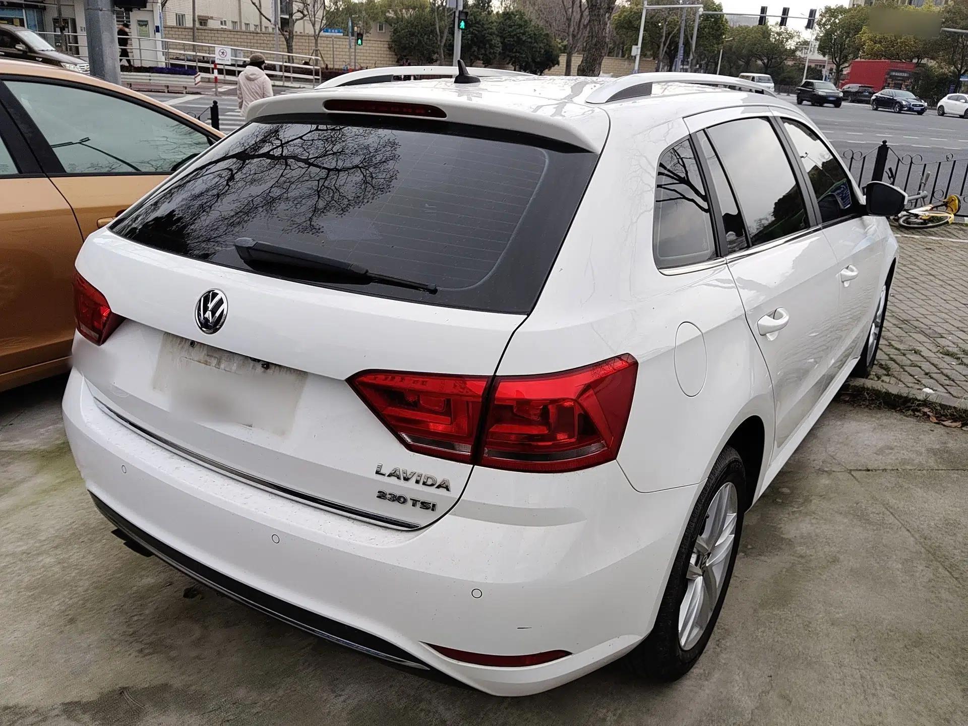 Used Volkswagen Gran Lavida 2017 230TSI DSG Comfort Edition — миниатюра 6