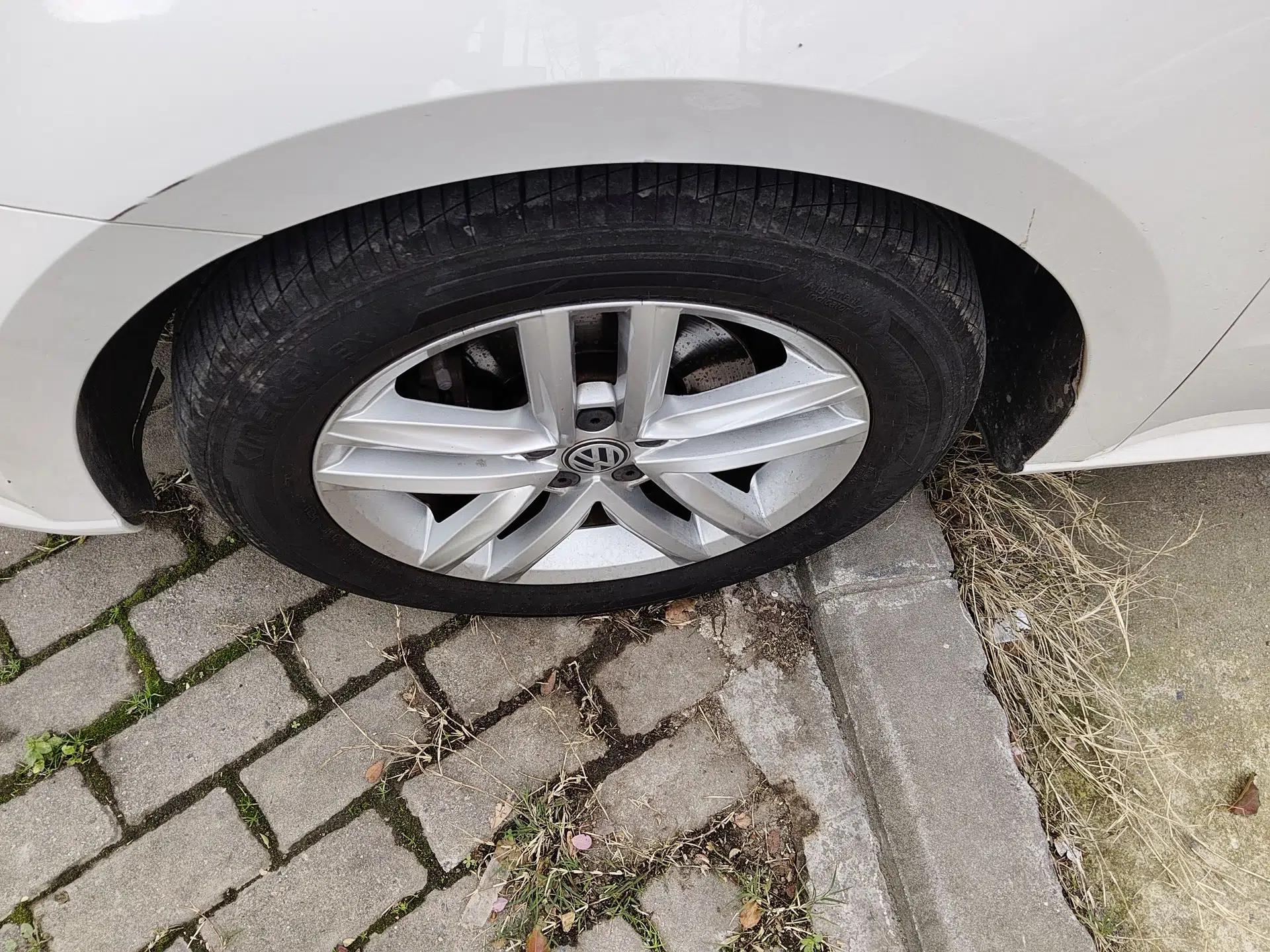 Used Volkswagen Gran Lavida 2017 230TSI DSG Comfort Edition — миниатюра 10