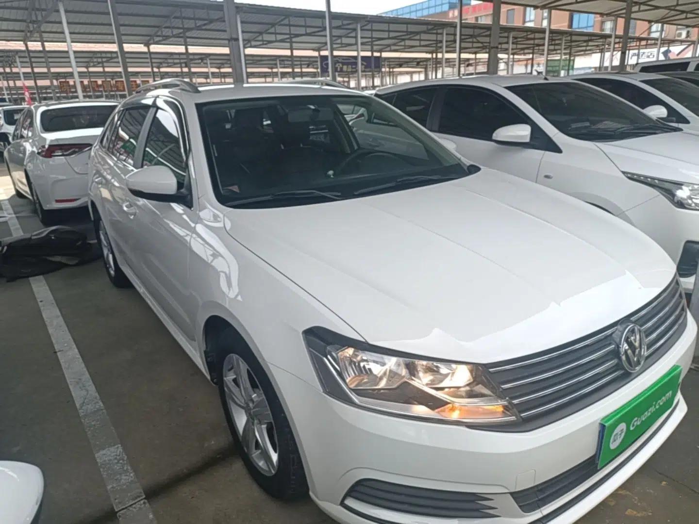 Used Volkswagen Gran Lavida 2017 1.6L Automatic Fashion Edition — миниатюра 3