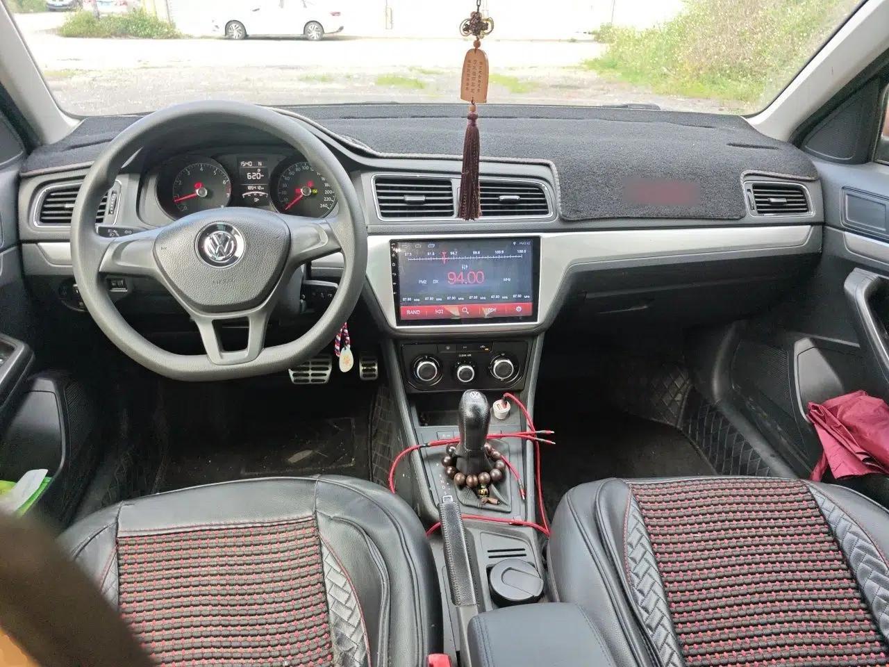 Used Volkswagen Gran Lavida 2015 1.6L Automatic Fashion Edition — миниатюра 9
