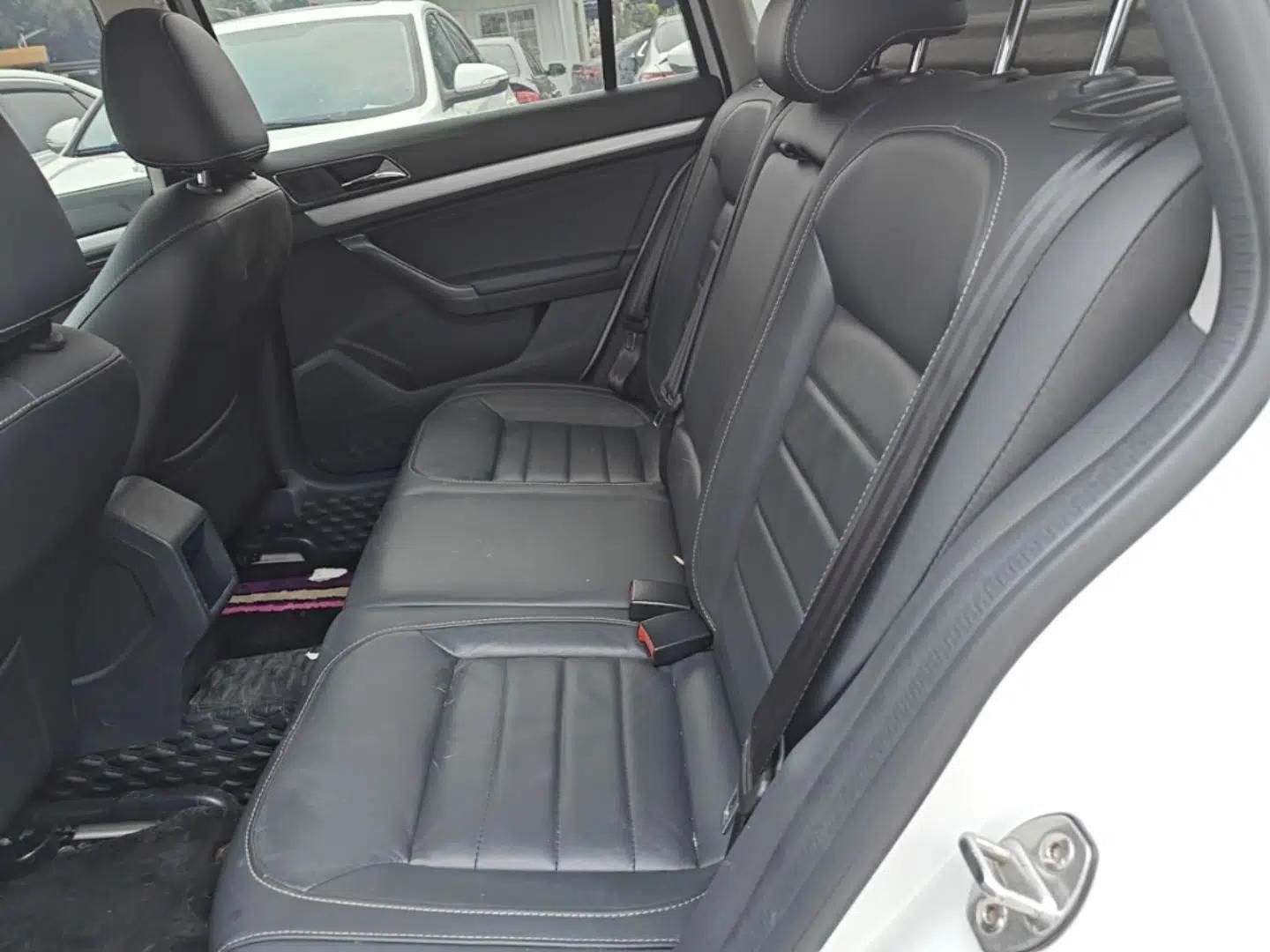 Used Volkswagen Gran Lavida 2017 180TSI DSG Comfort Edition — миниатюра 20