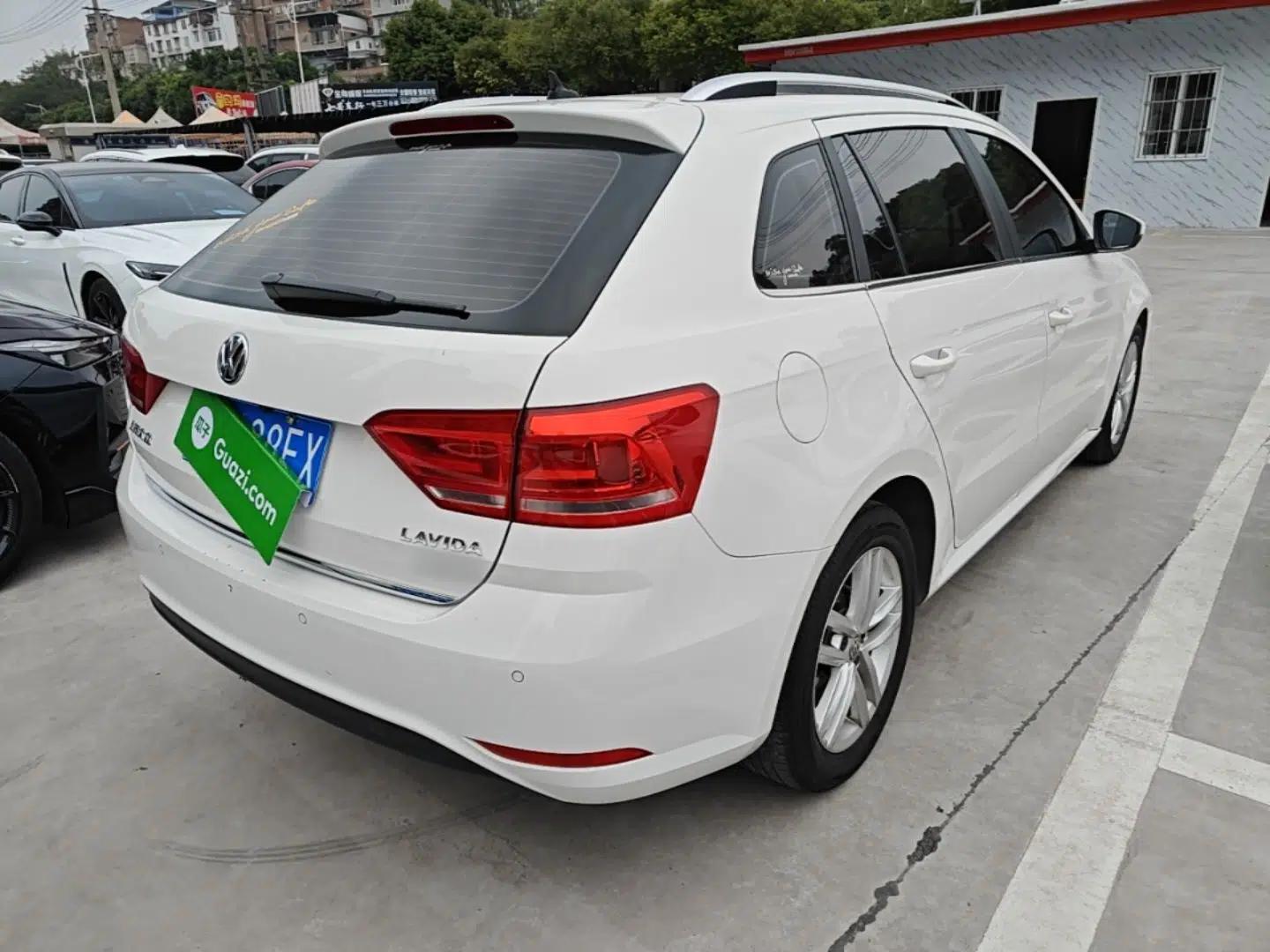 Used Volkswagen Gran Lavida 2017 180TSI DSG Comfort Edition — миниатюра 6