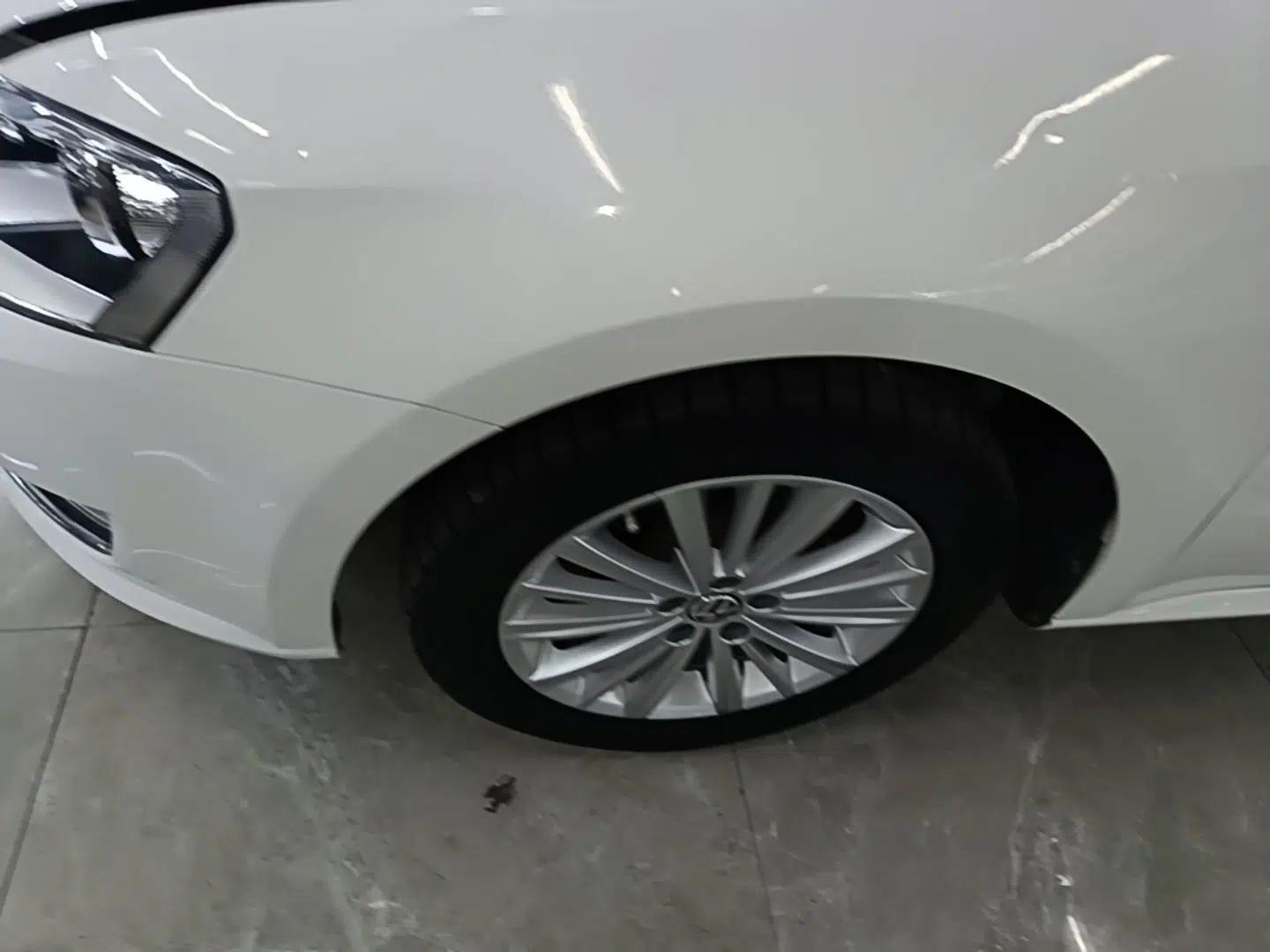 Used Volkswagen Gran Lavida 2013 1.6L Automatic Comfort Model — миниатюра 15