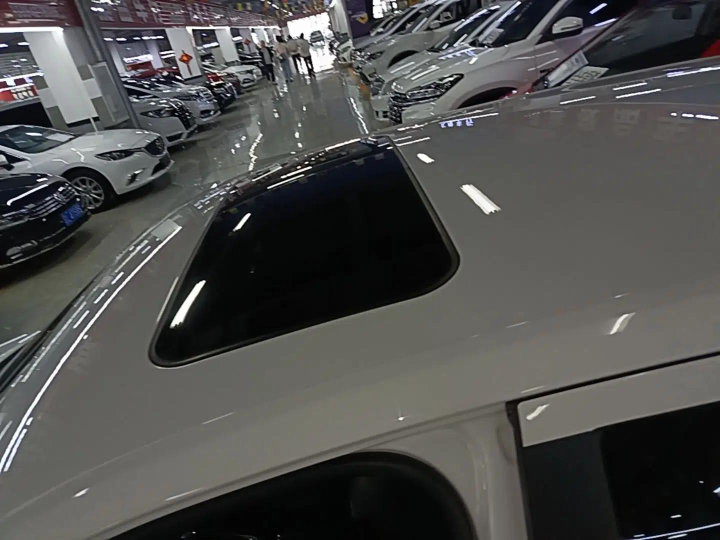 Used Volkswagen Gran Lavida 2013 1.6L Automatic Comfort Model — миниатюра 7