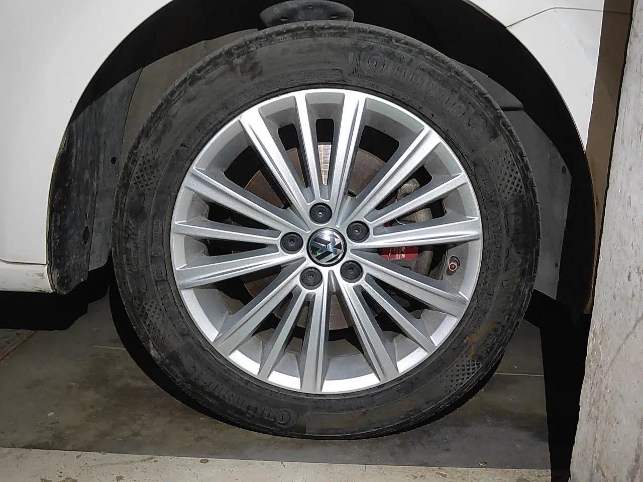 Used Volkswagen Gran Lavida 2013 1.4 TSI Automatic Comfort Model — миниатюра 8