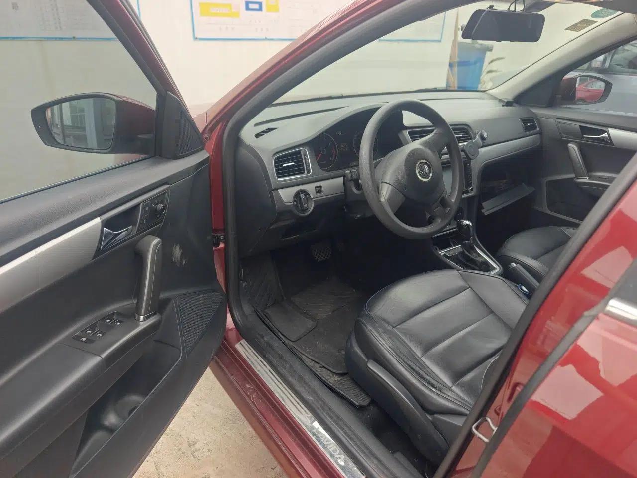 Used Volkswagen Gran Lavida 2013 1.6L Automatic Comfort Model — миниатюра 16