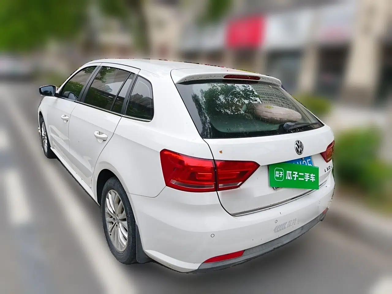 Used Volkswagen Gran Lavida 2013 1.6L Automatic Luxury Model — миниатюра 4