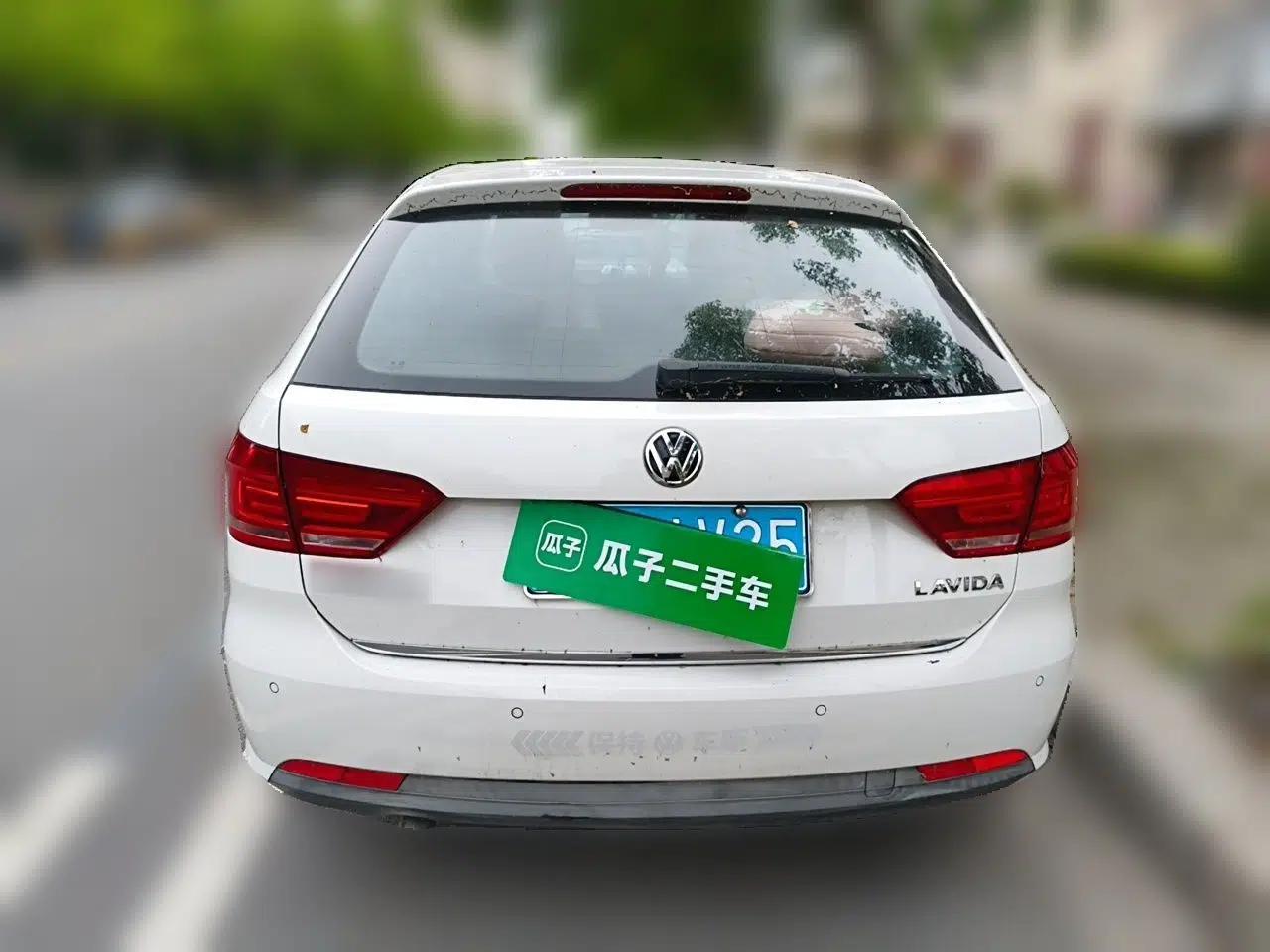 Used Volkswagen Gran Lavida 2013 1.6L Automatic Luxury Model — миниатюра 5