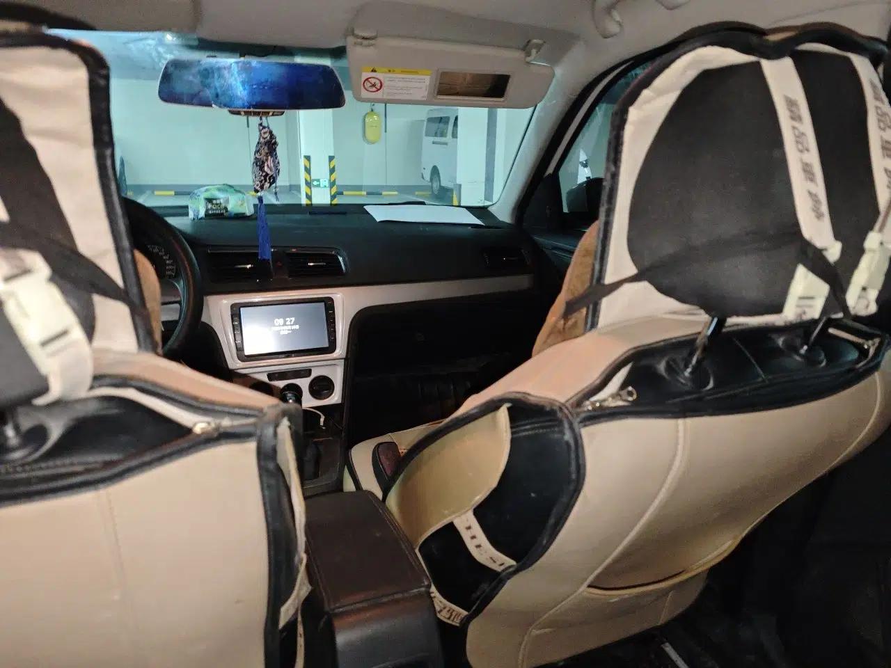 Used Volkswagen Gran Lavida 2013 1.6L Automatic Fashion Model — миниатюра 18
