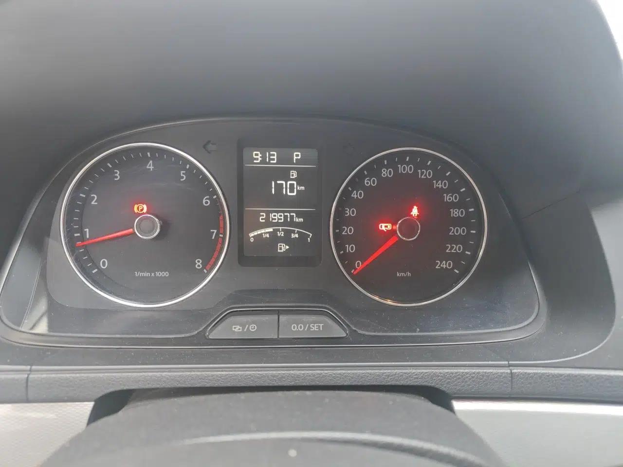 Used Volkswagen Gran Lavida 2013 1.4 TSI Automatic Comfort Model — миниатюра 12