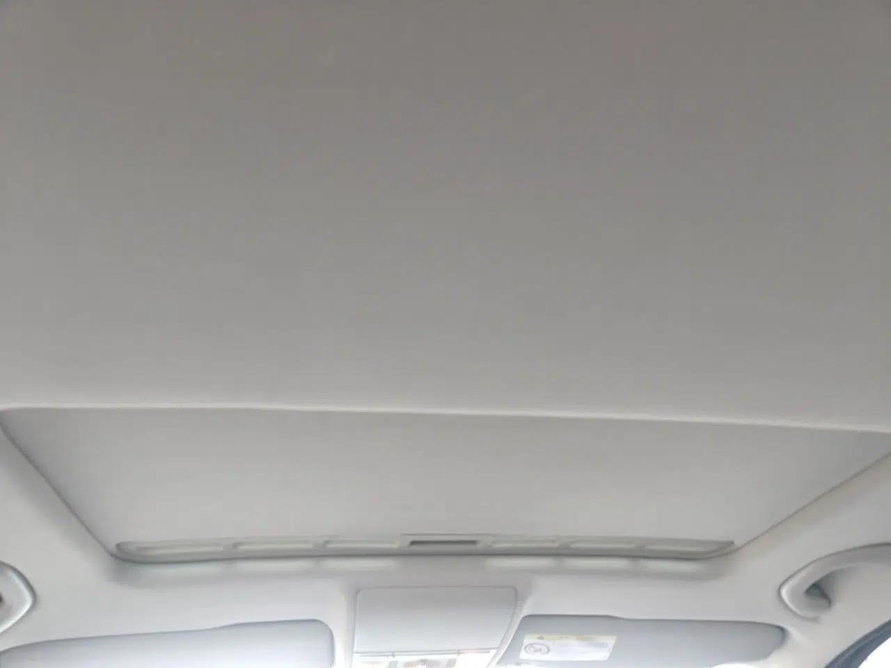 Used Volkswagen Gran Lavida 2013 1.4 TSI Automatic Comfort Model — миниатюра 18