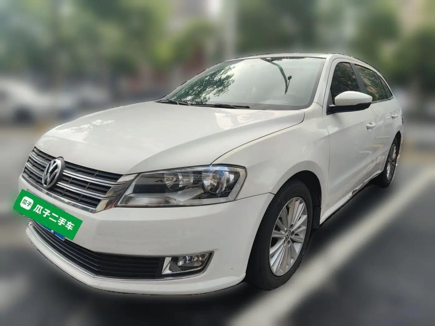 Used Volkswagen Gran Lavida 2013 1.6L Automatic Comfort Model — миниатюра 1