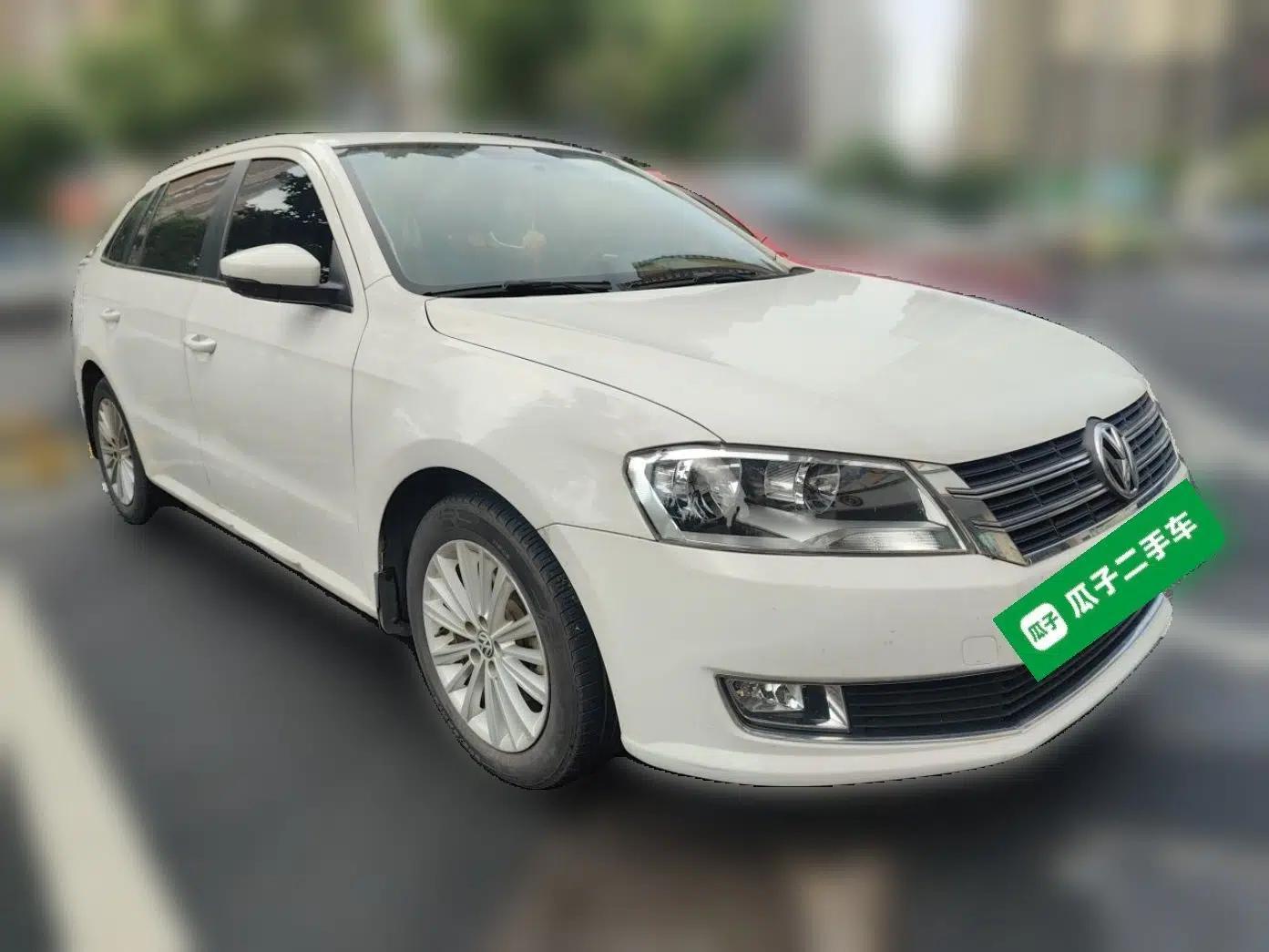 Used Volkswagen Gran Lavida 2013 1.6L Automatic Comfort Model — миниатюра 3