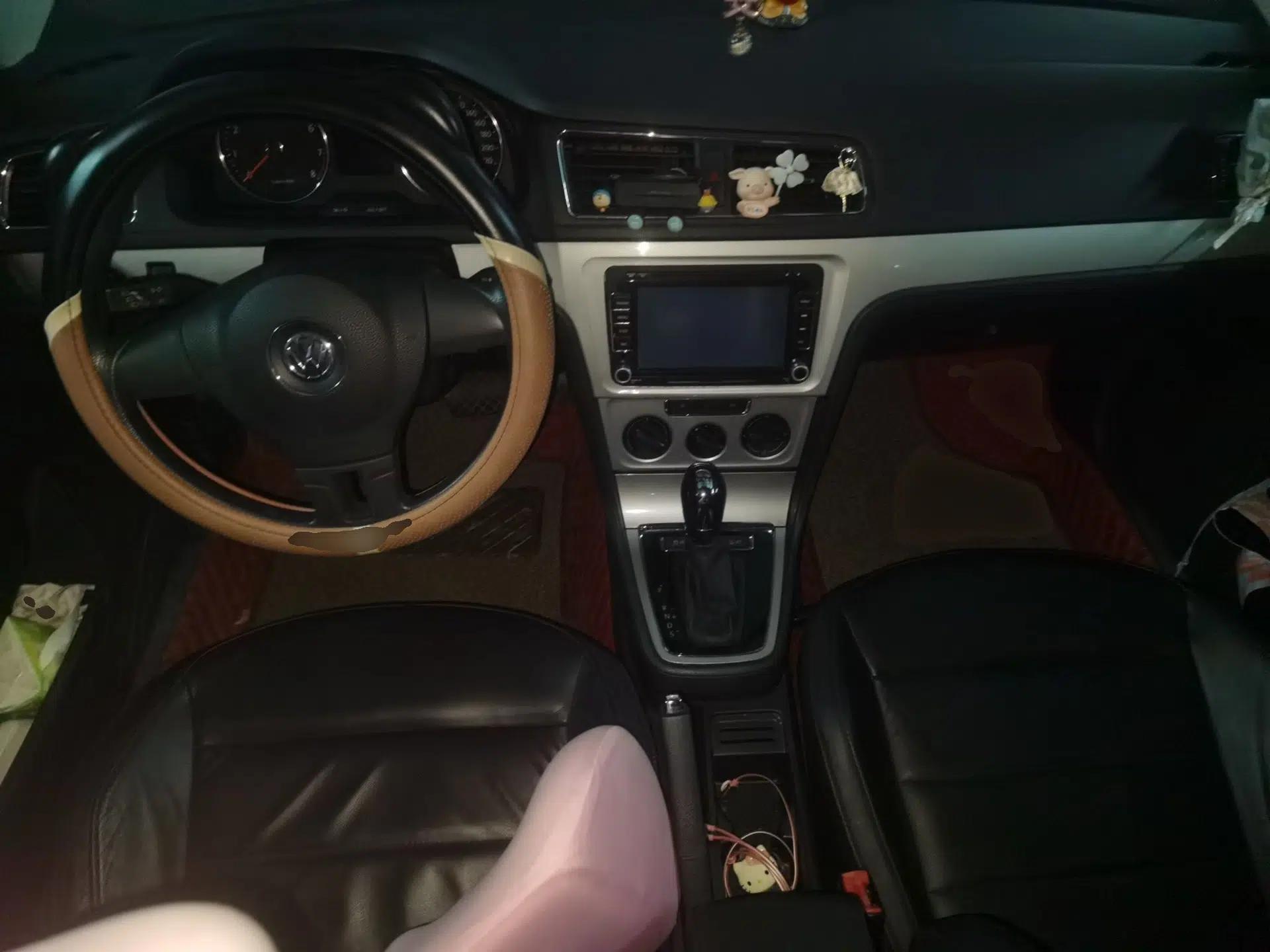 Used Volkswagen Gran Lavida 2013 1.6L Automatic Comfort Model — миниатюра 9